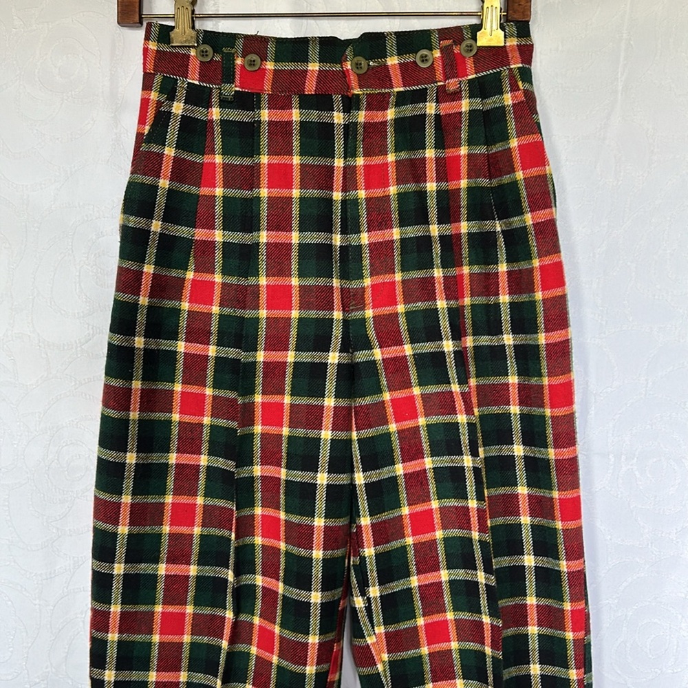 BENETTON Vintage red and green plaid pants. Cuffs at bottom. Size Small. - Picture 2 of 13